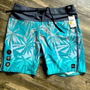 Brand new men’s board shorts
